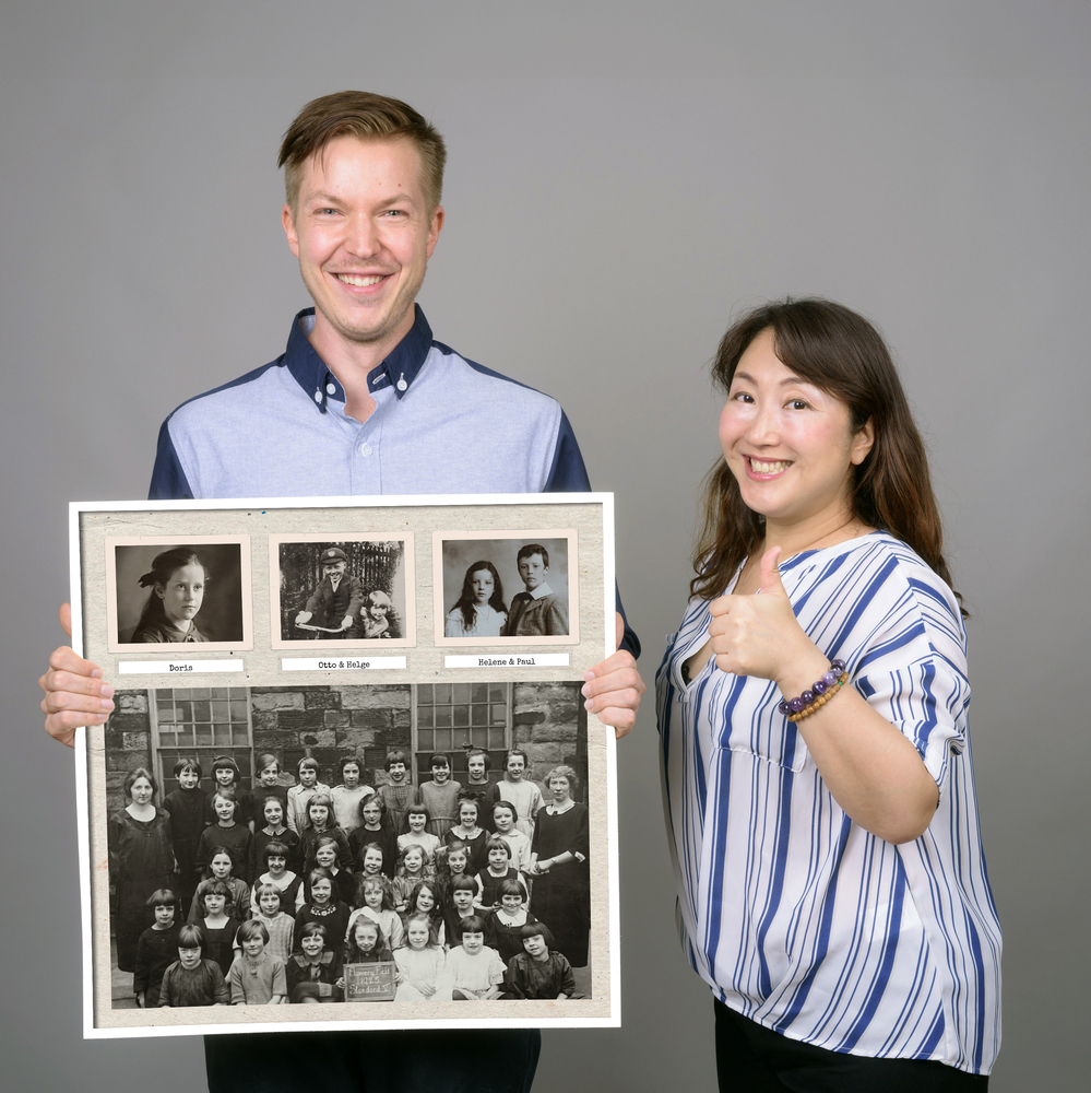 Collage retro de fotos de clase con marco blanco sobre fondo gris, un regalo personalizado de fin de curso