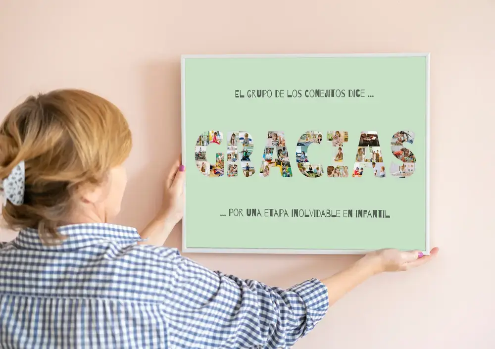 Collage de fotos en letras con marco blanco en una pared rosa, regalo de despedida para la profe de infantil