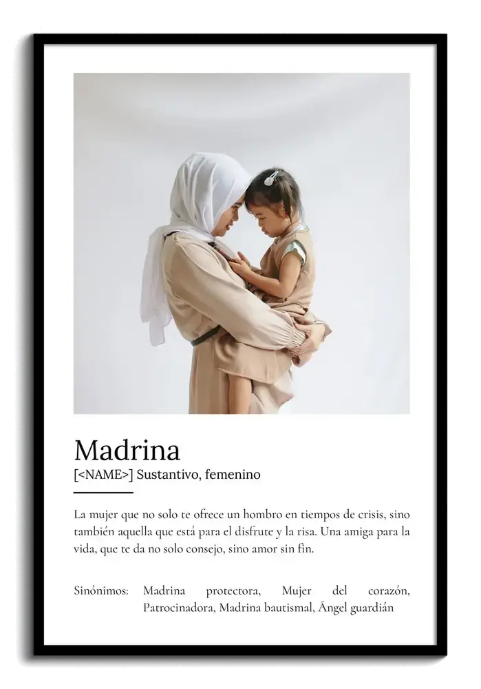 Lámina para madrina estilo diccionario con foto de una mujer y una niña, fondo blanco y marco negro.