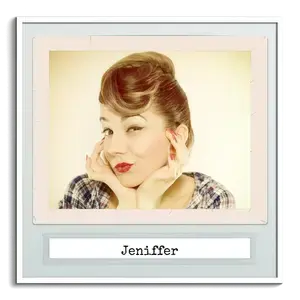Crea tu Fotoposter Vintage Personalizado: Nombre y Estilo Únicos