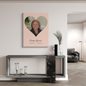Collage de Recuerdo en Corazón Personaliza tu Homenaje Ahora