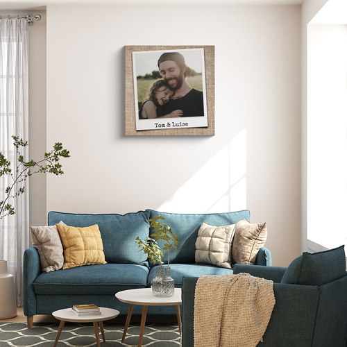 Captura momentos únicos: Crea tu propio poster Polaroid personal de familia