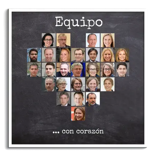 Fotocollage de Colaboradores y Empleados en Forma de Corazon